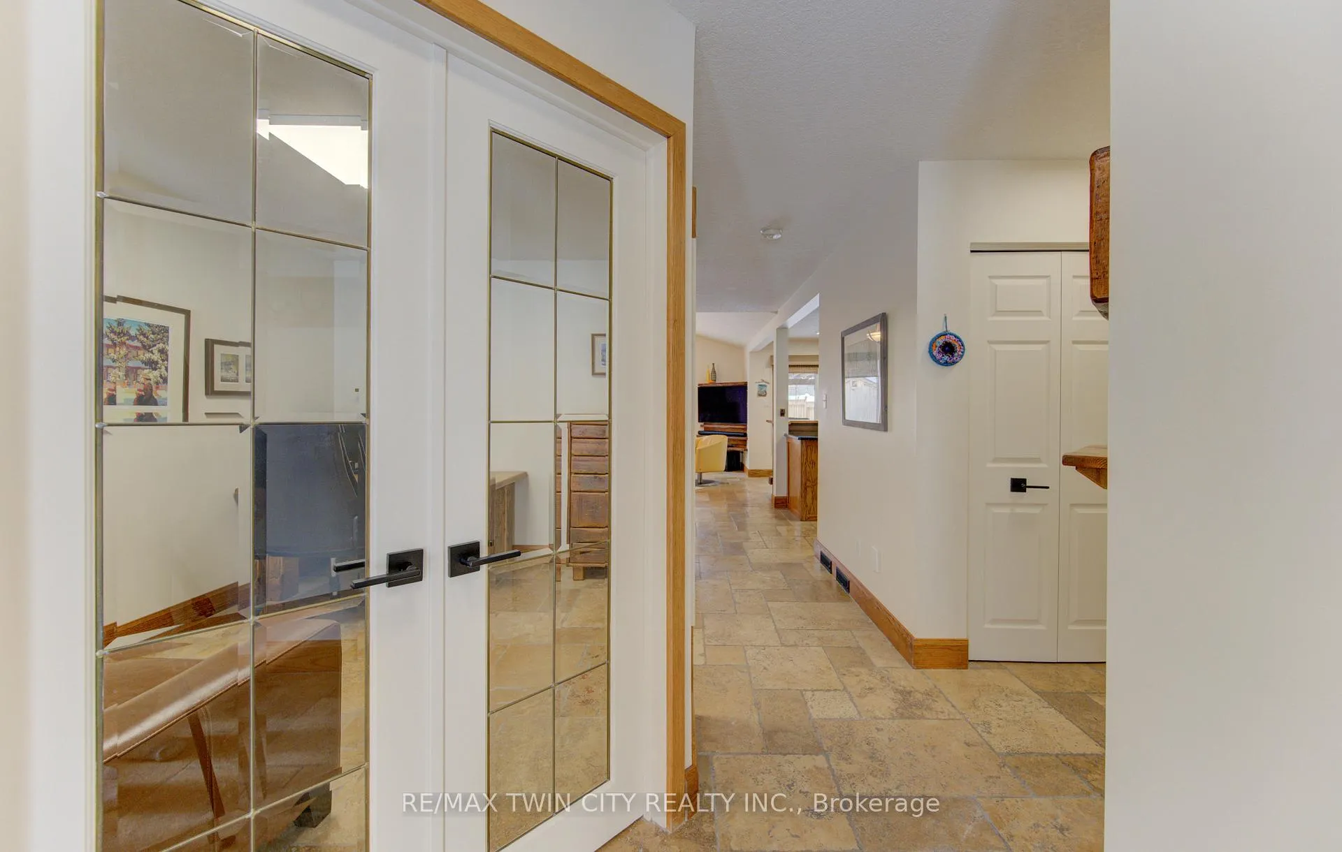 Photo 6 of 235 Bush Clover Crescent, Kitchener — HOMEH
