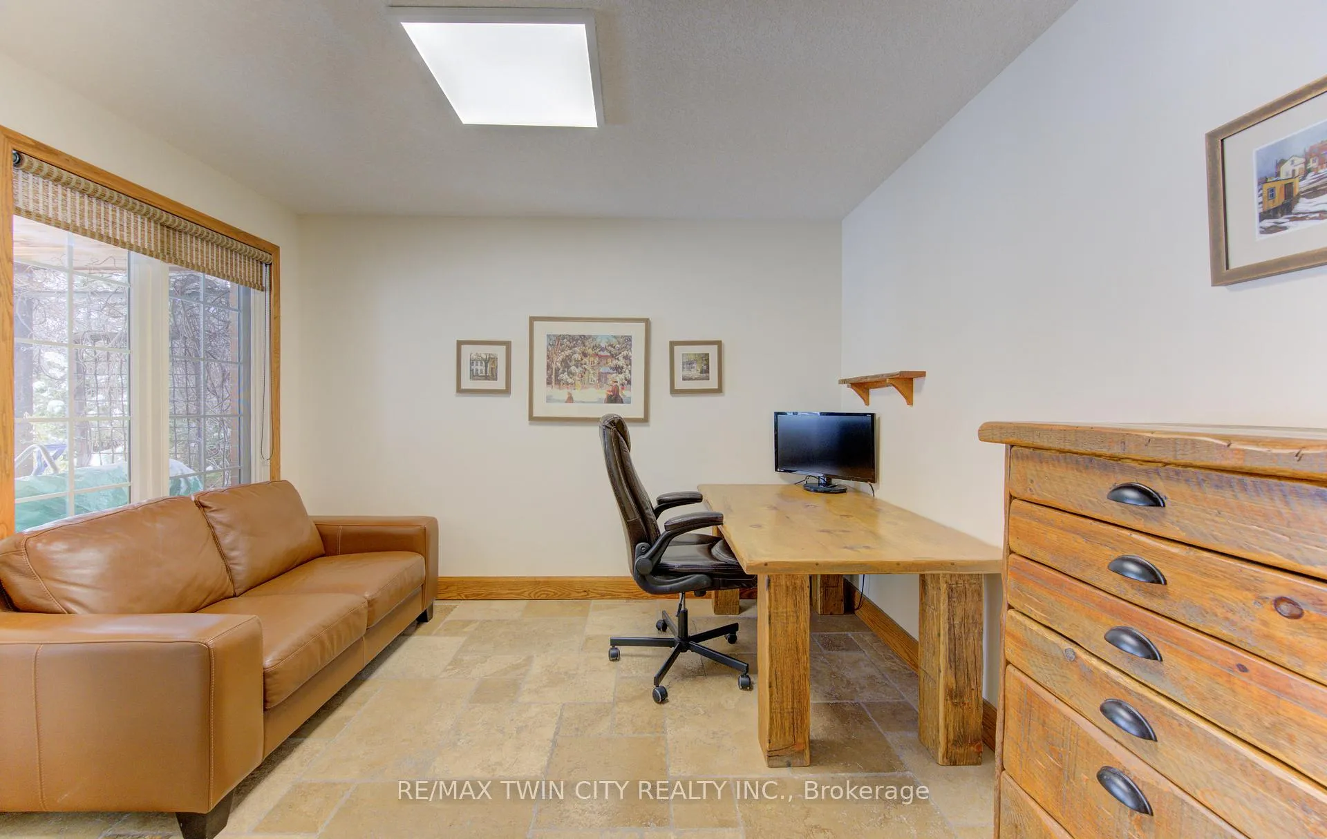 Photo 8 of 235 Bush Clover Crescent, Kitchener — HOMEH