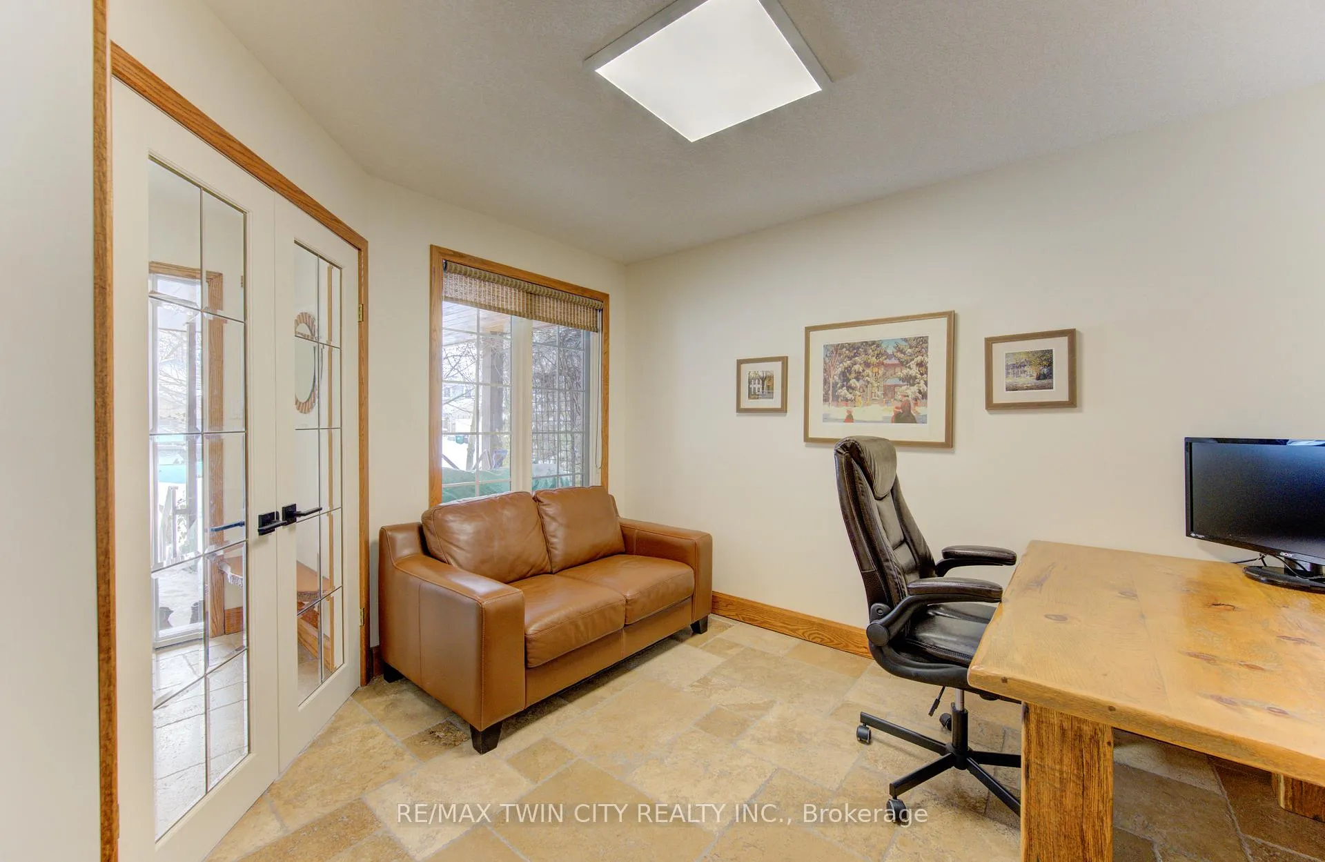 Photo 9 of 235 Bush Clover Crescent, Kitchener — HOMEH