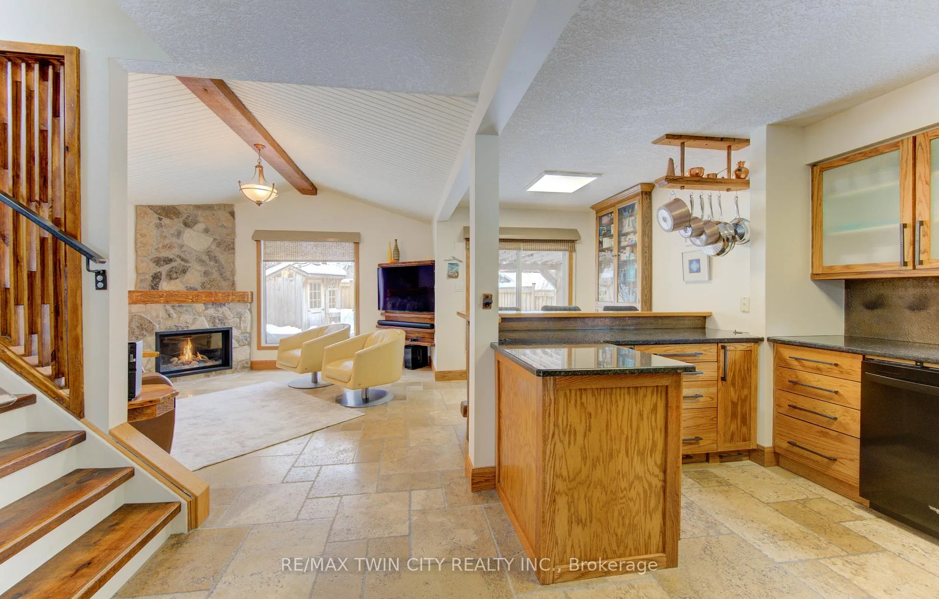 Photo 10 of 235 Bush Clover Crescent, Kitchener — HOMEH
