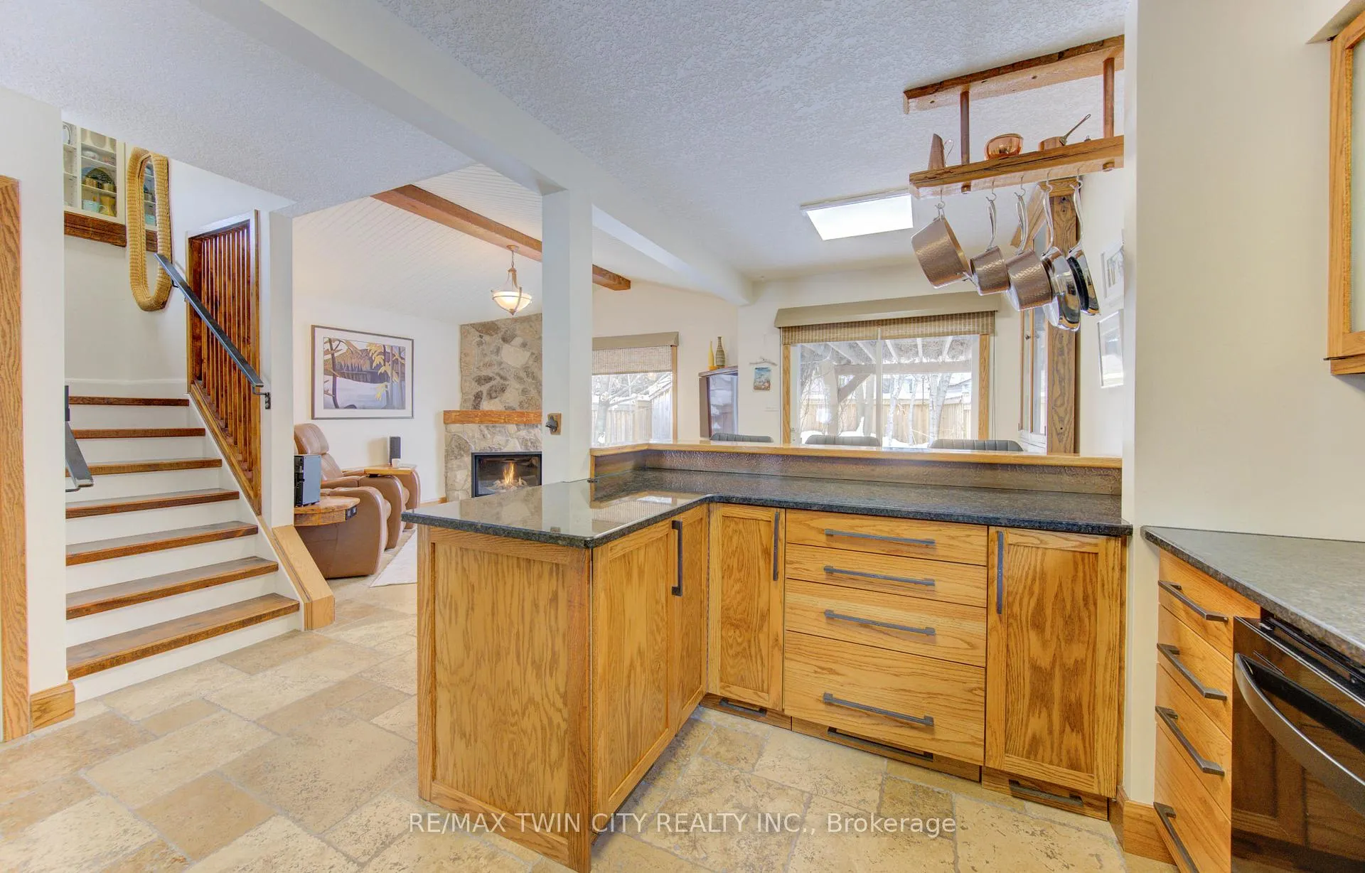 Photo 13 of 235 Bush Clover Crescent, Kitchener — HOMEH