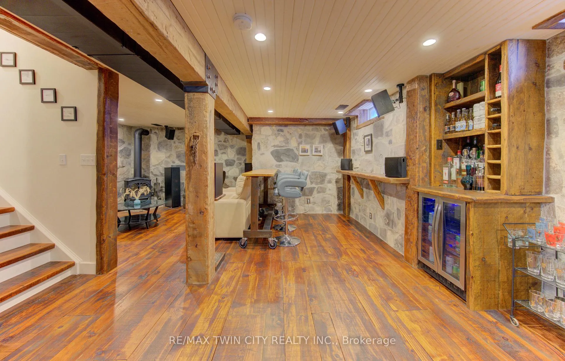 Photo 31 of 235 Bush Clover Crescent, Kitchener — HOMEH
