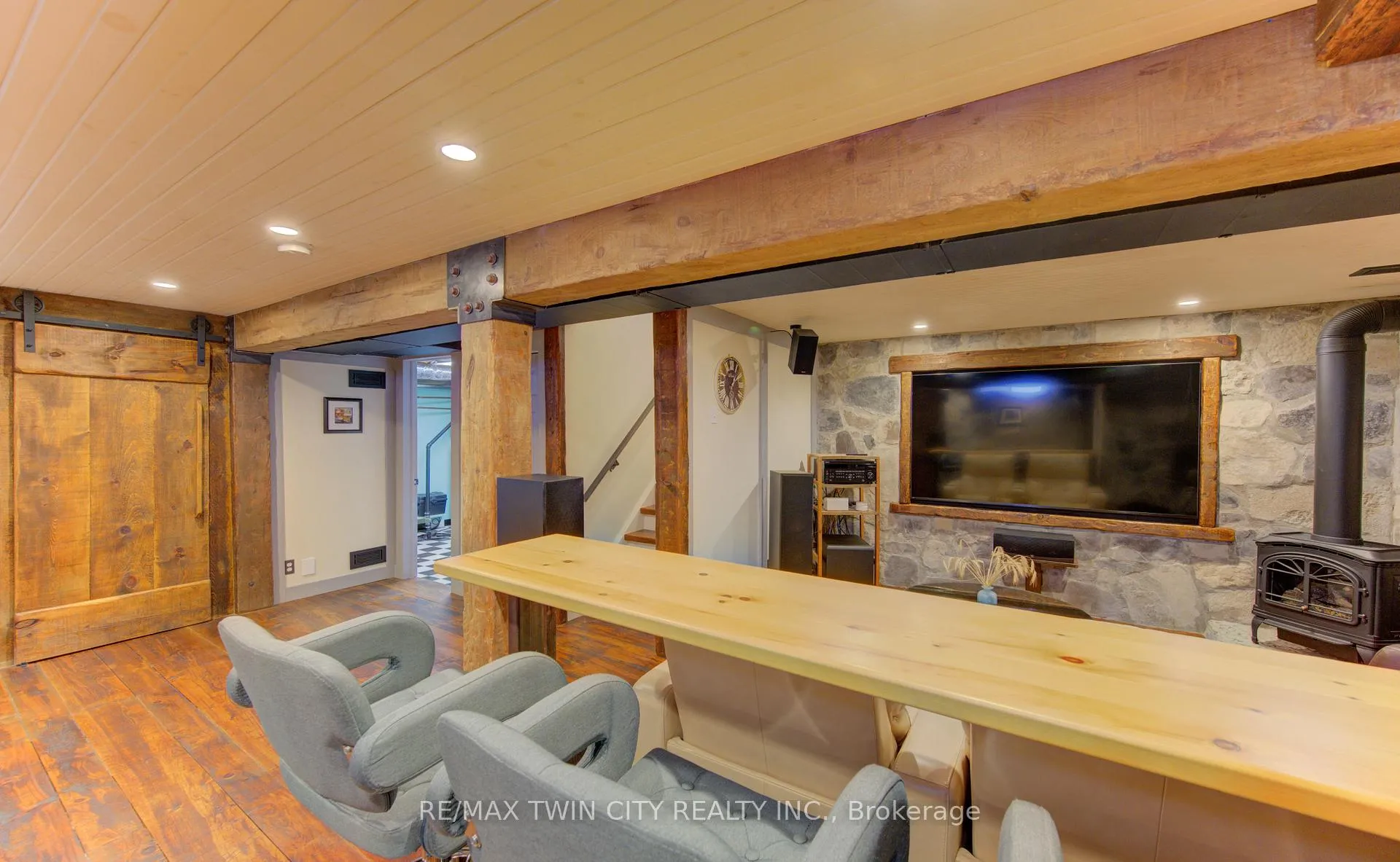 Photo 34 of 235 Bush Clover Crescent, Kitchener — HOMEH