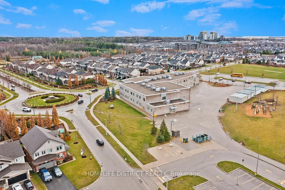 Photo 38 of 74 Hall Avenue, Guelph, Pineridge/Westminster Woods — HOMEH