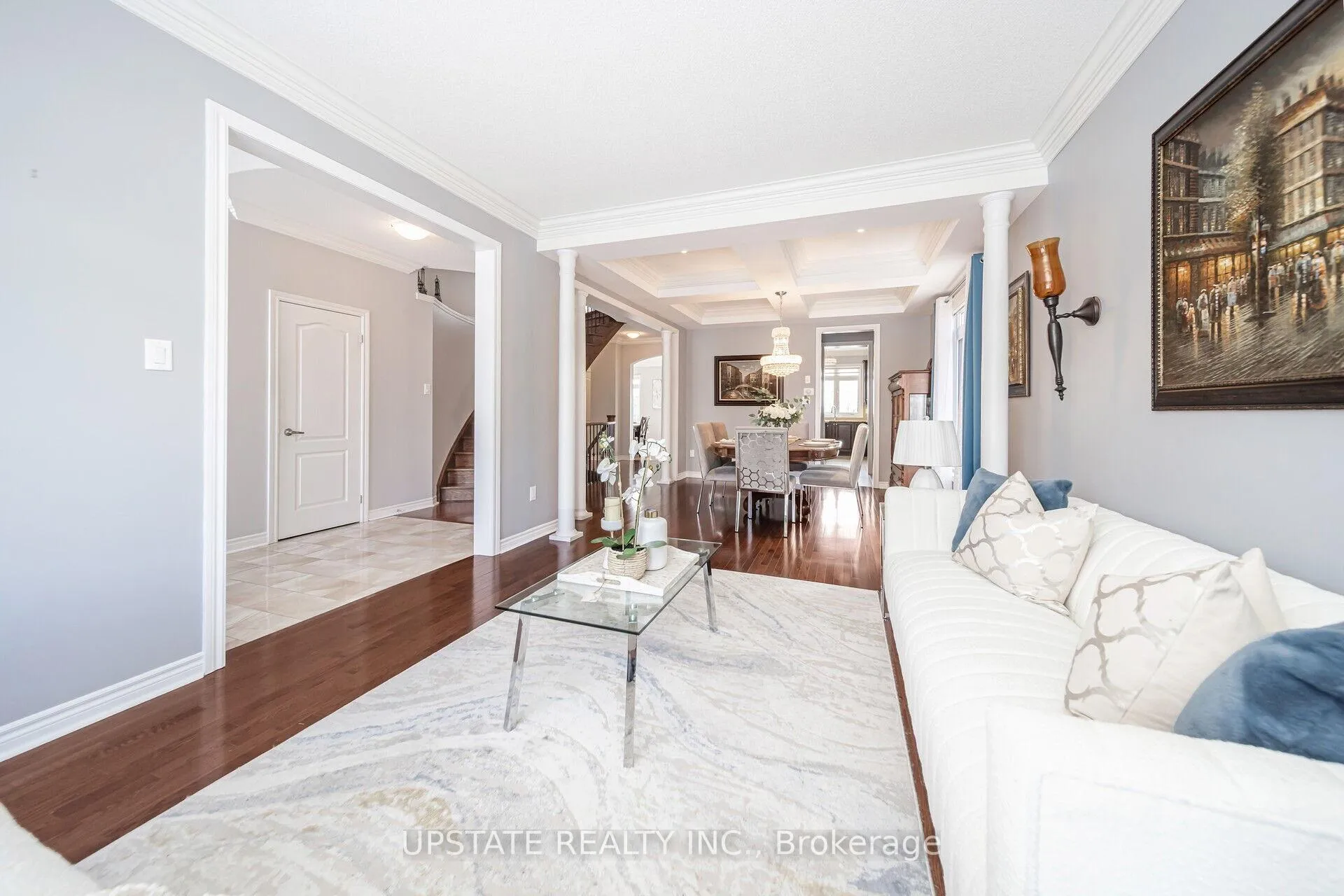 Photo 7 of 10 Agincourt Circle, Brampton, Credit Valley — HOMEH