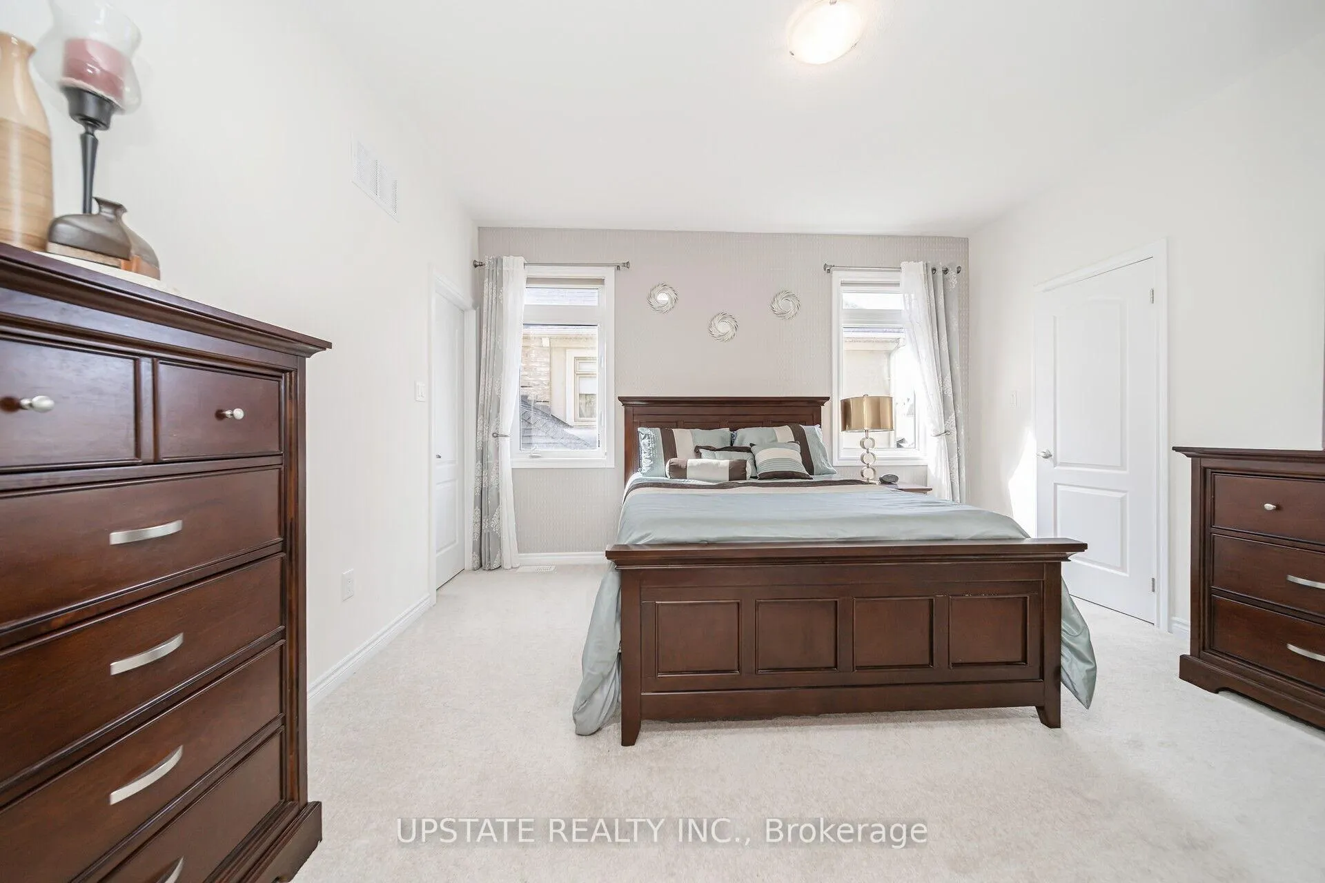 Photo 30 of 10 Agincourt Circle, Brampton, Credit Valley — HOMEH