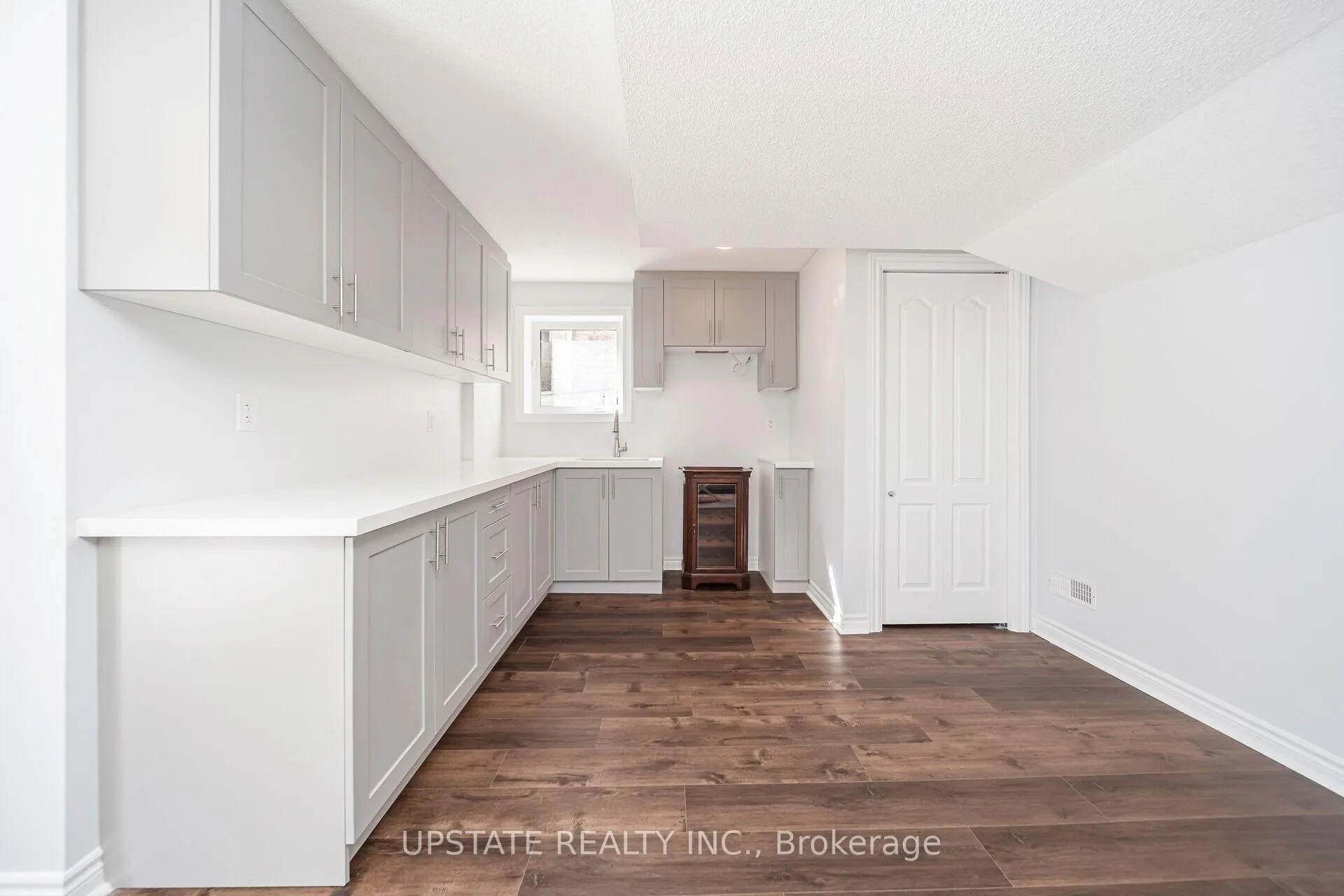 Photo 36 of 10 Agincourt Circle, Brampton, Credit Valley — HOMEH