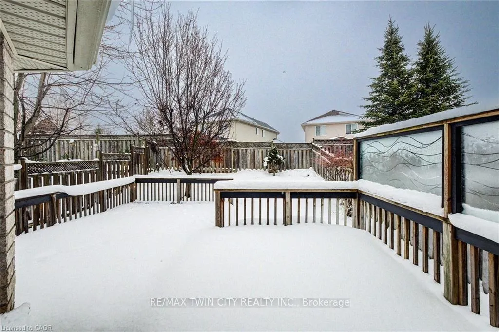 Photo 30 of 524 Windflower Crescent, Kitchener — HOMEH