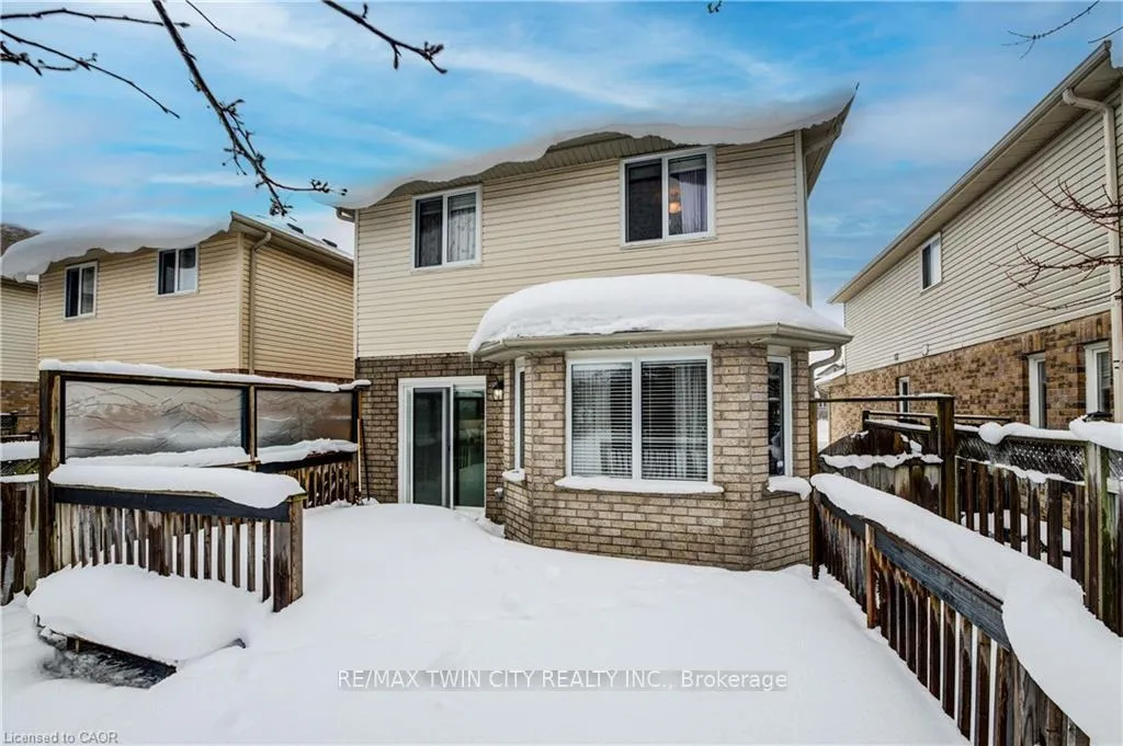 Photo 32 of 524 Windflower Crescent, Kitchener — HOMEH