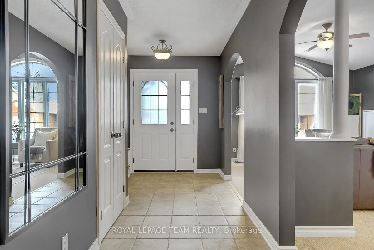 Photo 4 of 28 Prime Place, Carleton Place — HOMEH