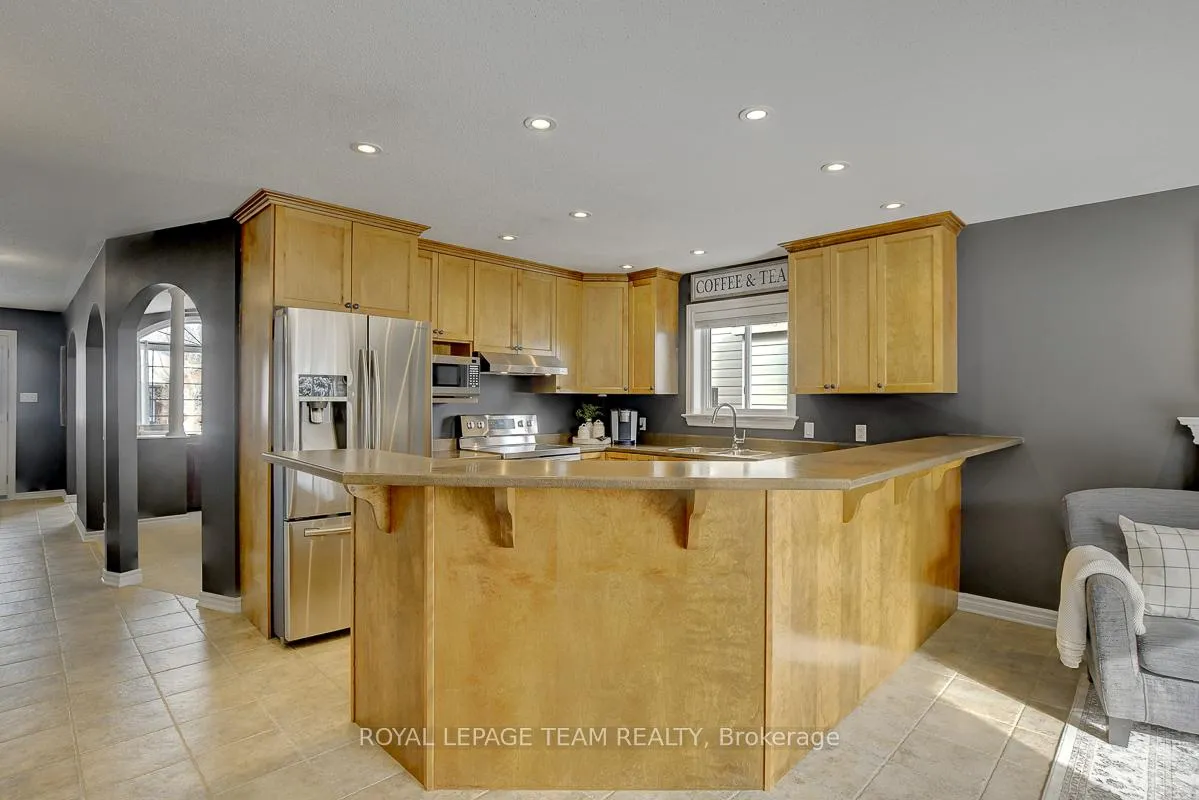 Photo 13 of 28 Prime Place, Carleton Place — HOMEH