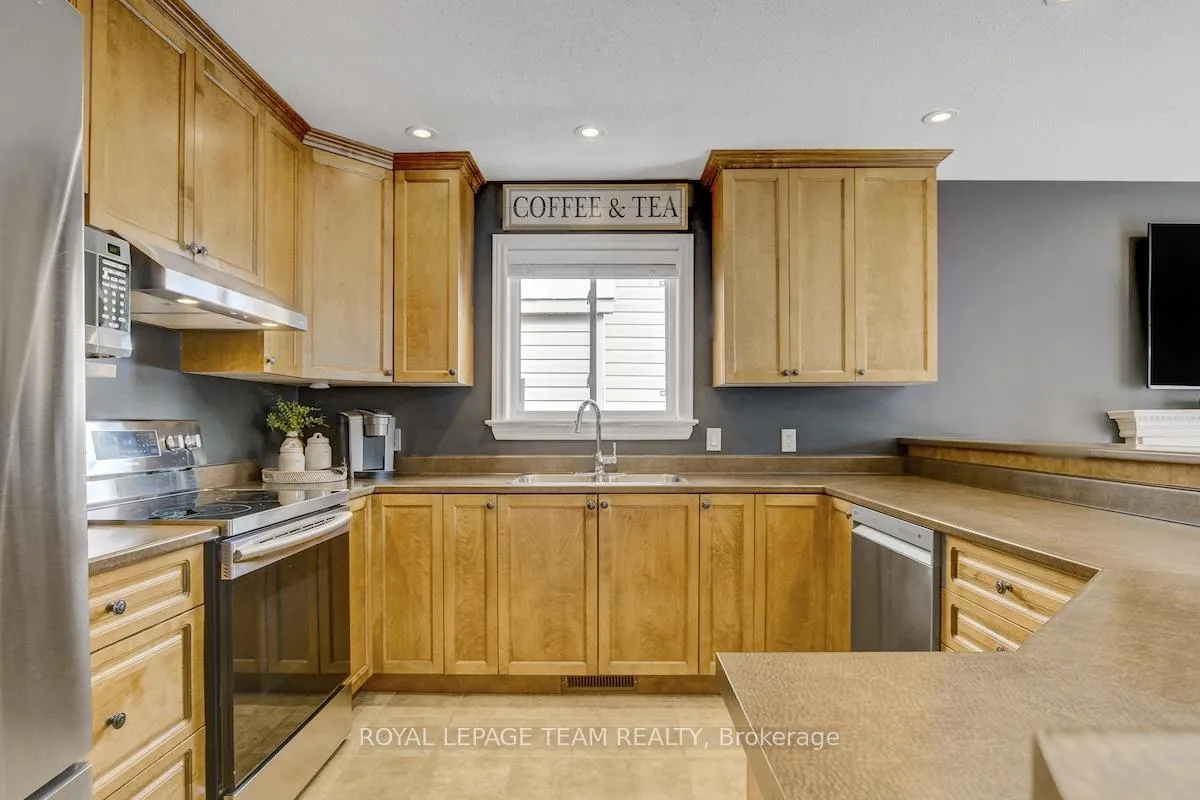 Photo 14 of 28 Prime Place, Carleton Place — HOMEH