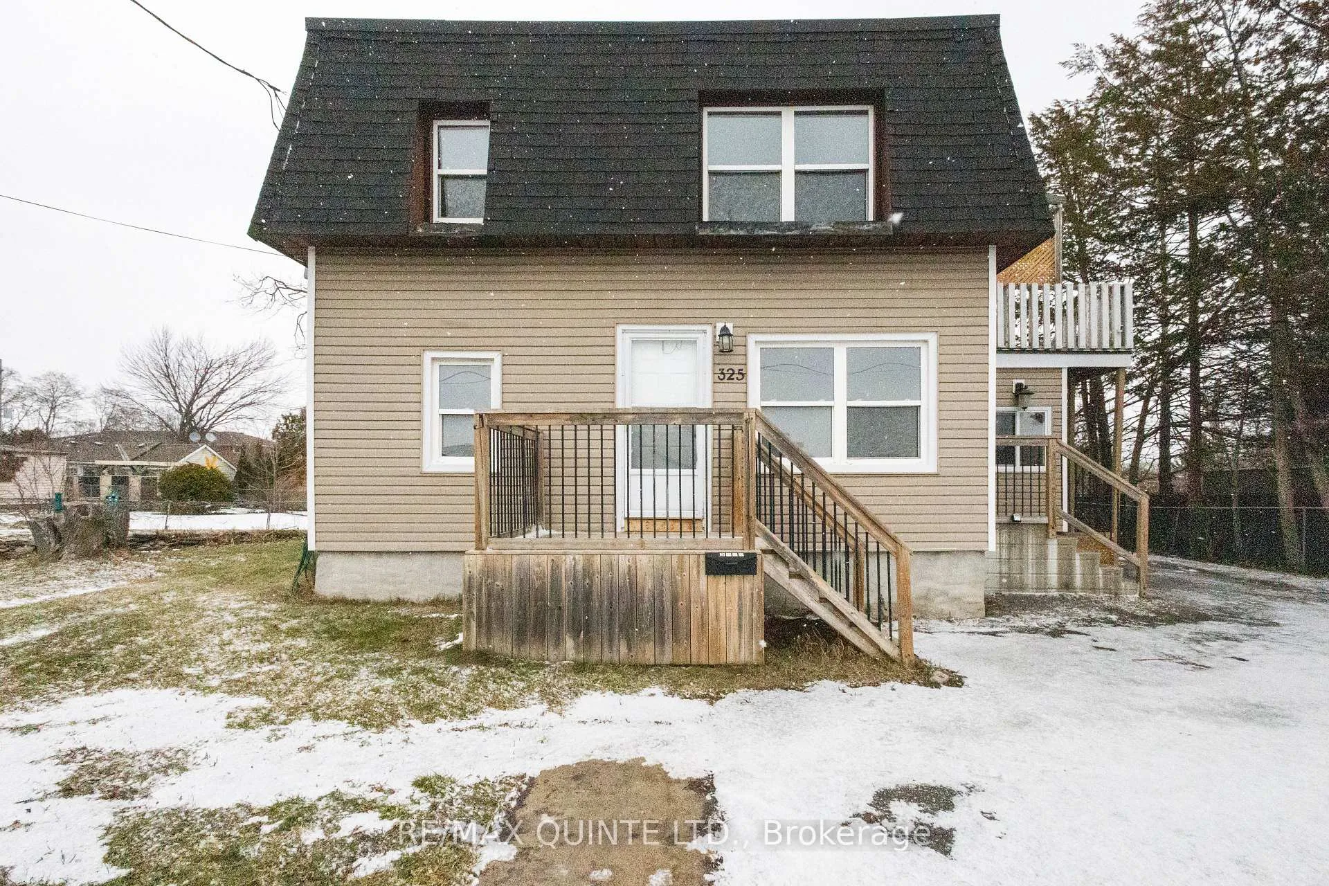 Photo 1 of 325 Sidney Street, Belleville, Belleville Ward — HOMEH