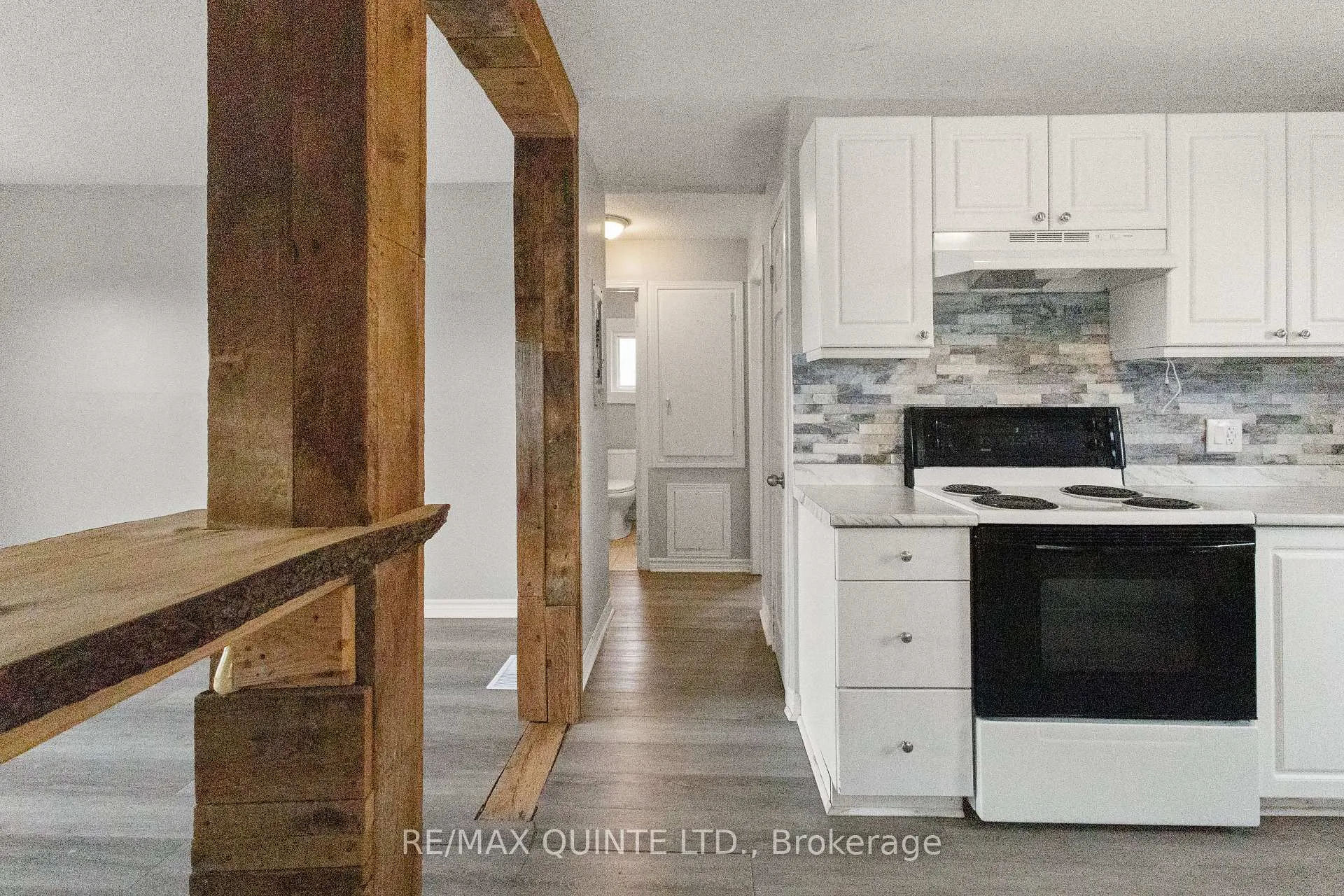Photo 21 of 325 Sidney Street, Belleville, Belleville Ward — HOMEH