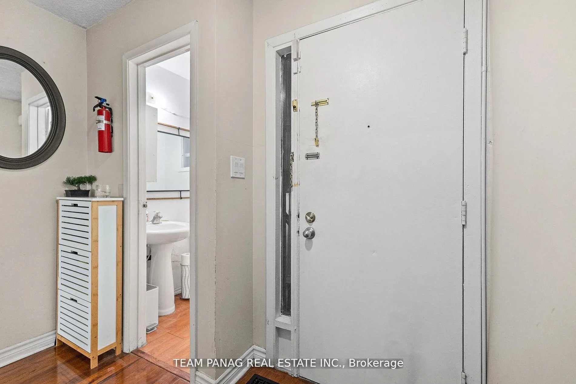 Photo 3 of 142 Ashurst Crescent, Brampton, Madoc — HOMEH