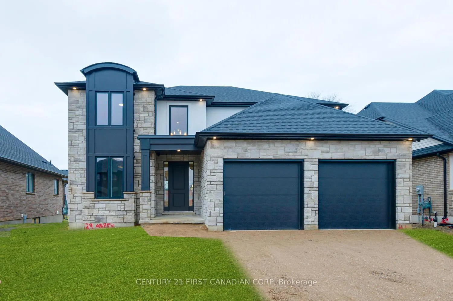Photo 1 of 129 Aspen Circle, Thames Centre, Thorndale — HOMEH