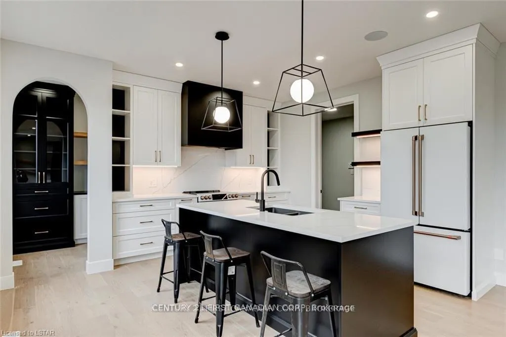 Photo 14 of 129 Aspen Circle, Thames Centre, Thorndale — HOMEH
