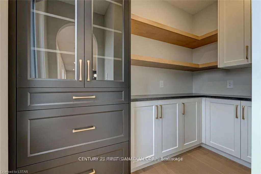 Photo 18 of 129 Aspen Circle, Thames Centre, Thorndale — HOMEH