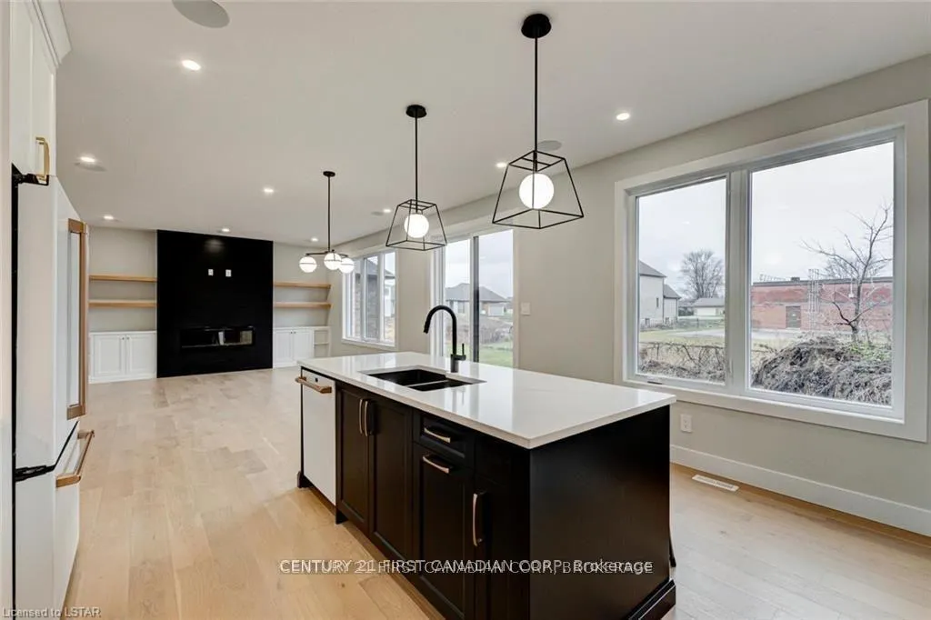 Photo 19 of 129 Aspen Circle, Thames Centre, Thorndale — HOMEH