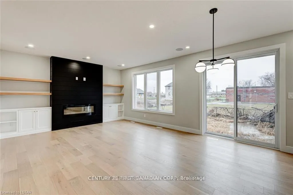 Photo 20 of 129 Aspen Circle, Thames Centre, Thorndale — HOMEH