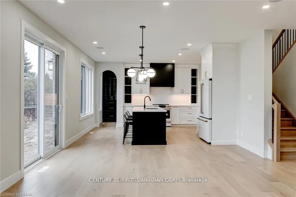 Photo 23 of 129 Aspen Circle, Thames Centre, Thorndale — HOMEH