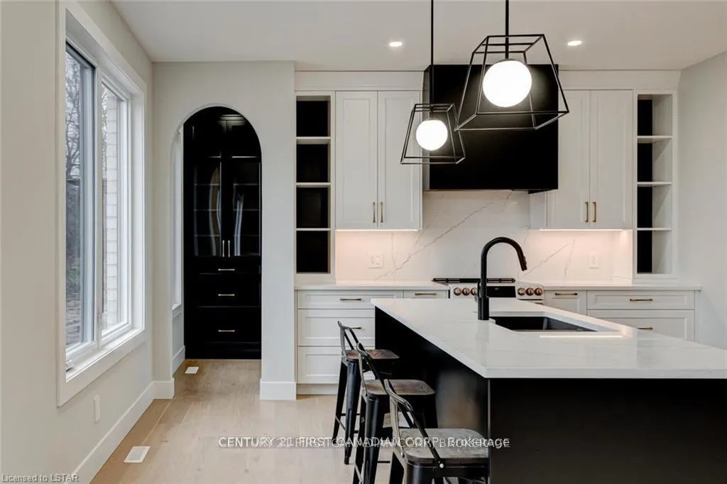 Photo 25 of 129 Aspen Circle, Thames Centre, Thorndale — HOMEH