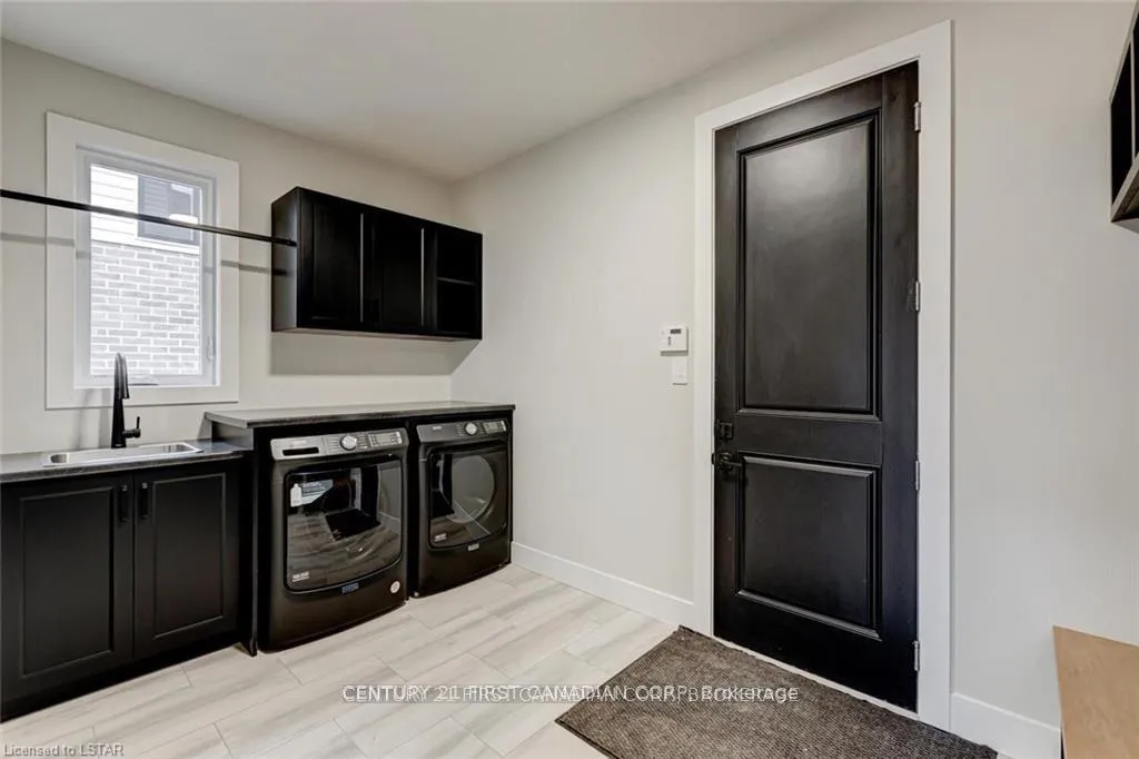 Photo 26 of 129 Aspen Circle, Thames Centre, Thorndale — HOMEH