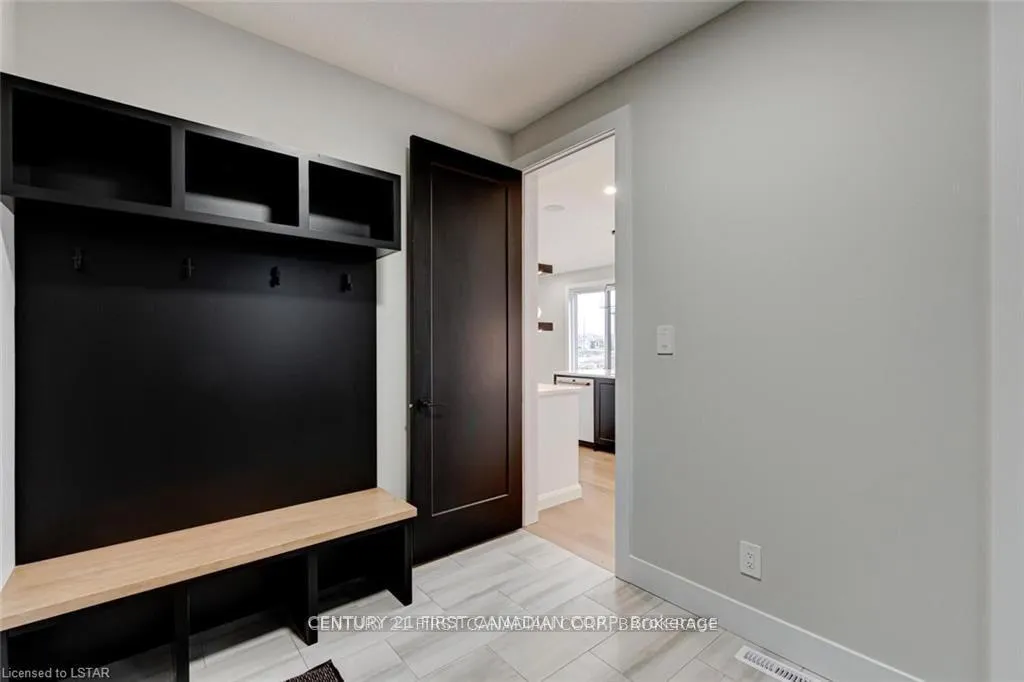 Photo 27 of 129 Aspen Circle, Thames Centre, Thorndale — HOMEH