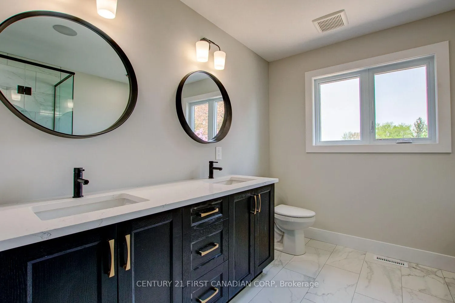 Photo 35 of 129 Aspen Circle, Thames Centre, Thorndale — HOMEH