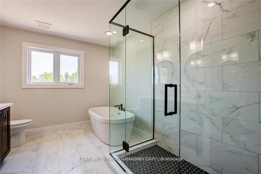 Photo 36 of 129 Aspen Circle, Thames Centre, Thorndale — HOMEH