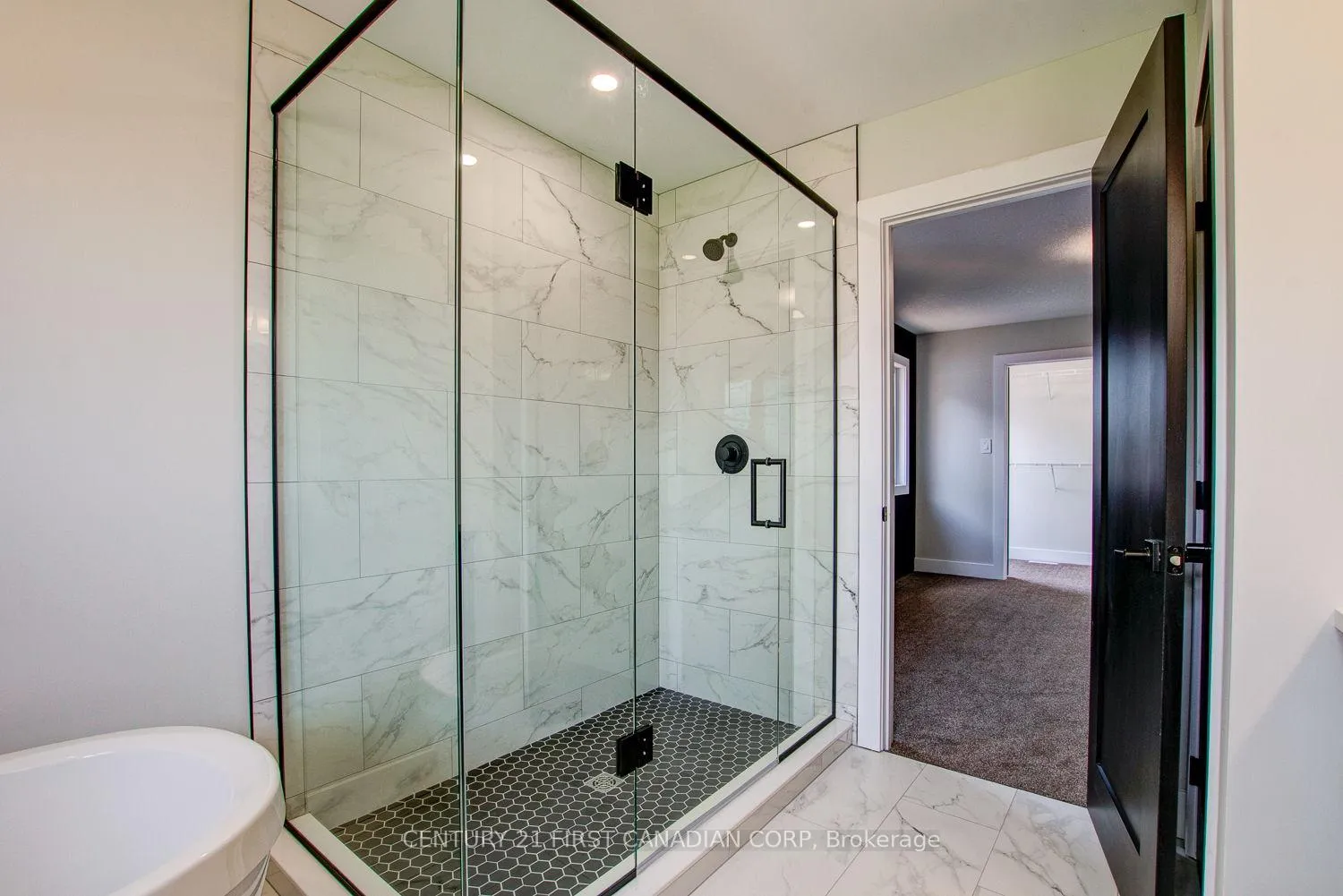 Photo 39 of 129 Aspen Circle, Thames Centre, Thorndale — HOMEH