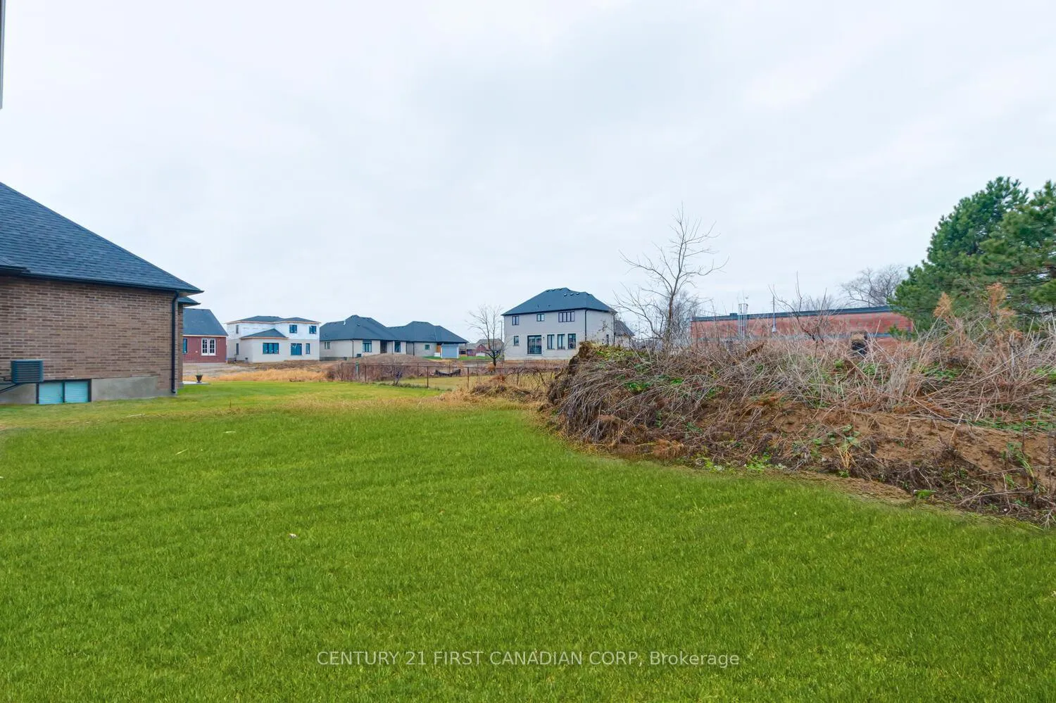Photo 45 of 129 Aspen Circle, Thames Centre, Thorndale — HOMEH