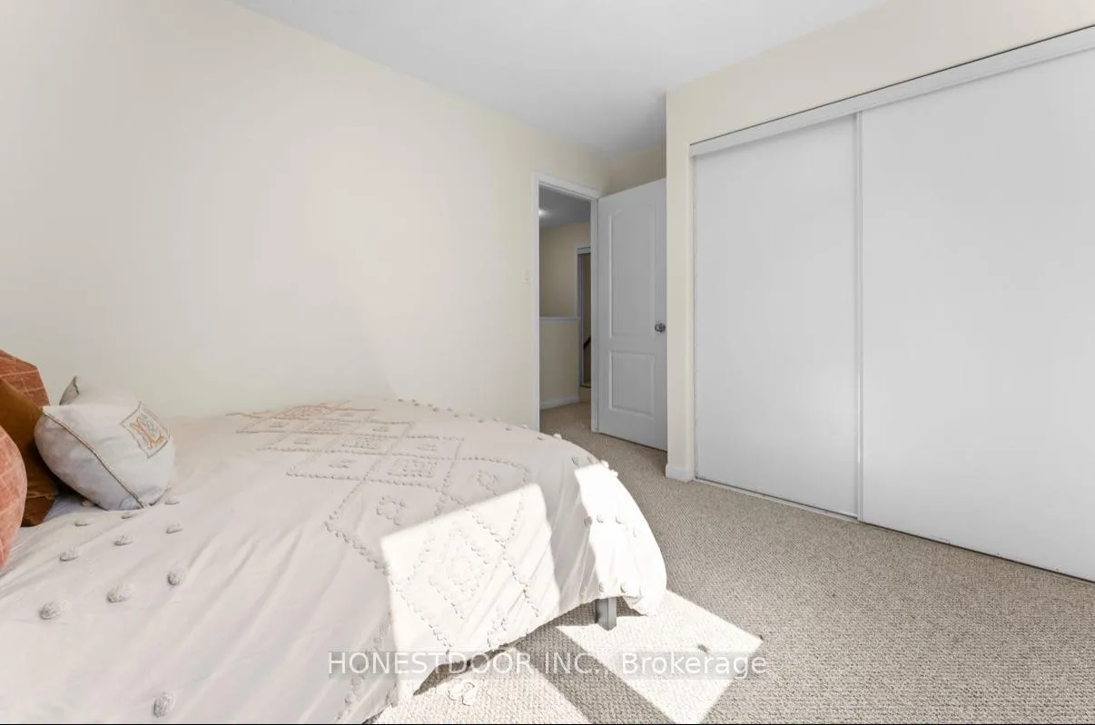 Photo 19 of 986 Farmstead Drive, Milton, Willmott — HOMEH