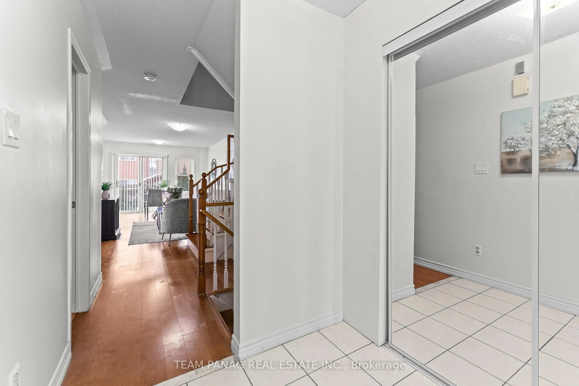 Photo 6 of 71 Muirland Crescent, Brampton, Northwood Park — HOMEH