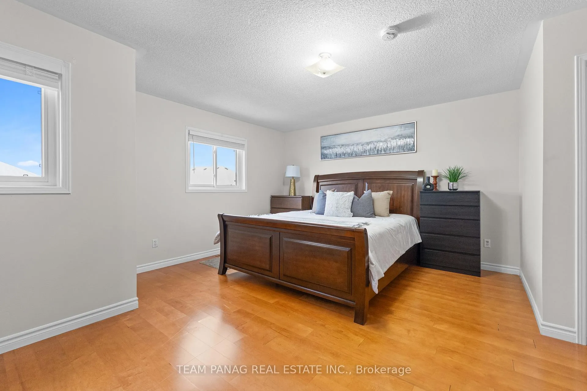 Photo 19 of 71 Muirland Crescent, Brampton, Northwood Park — HOMEH