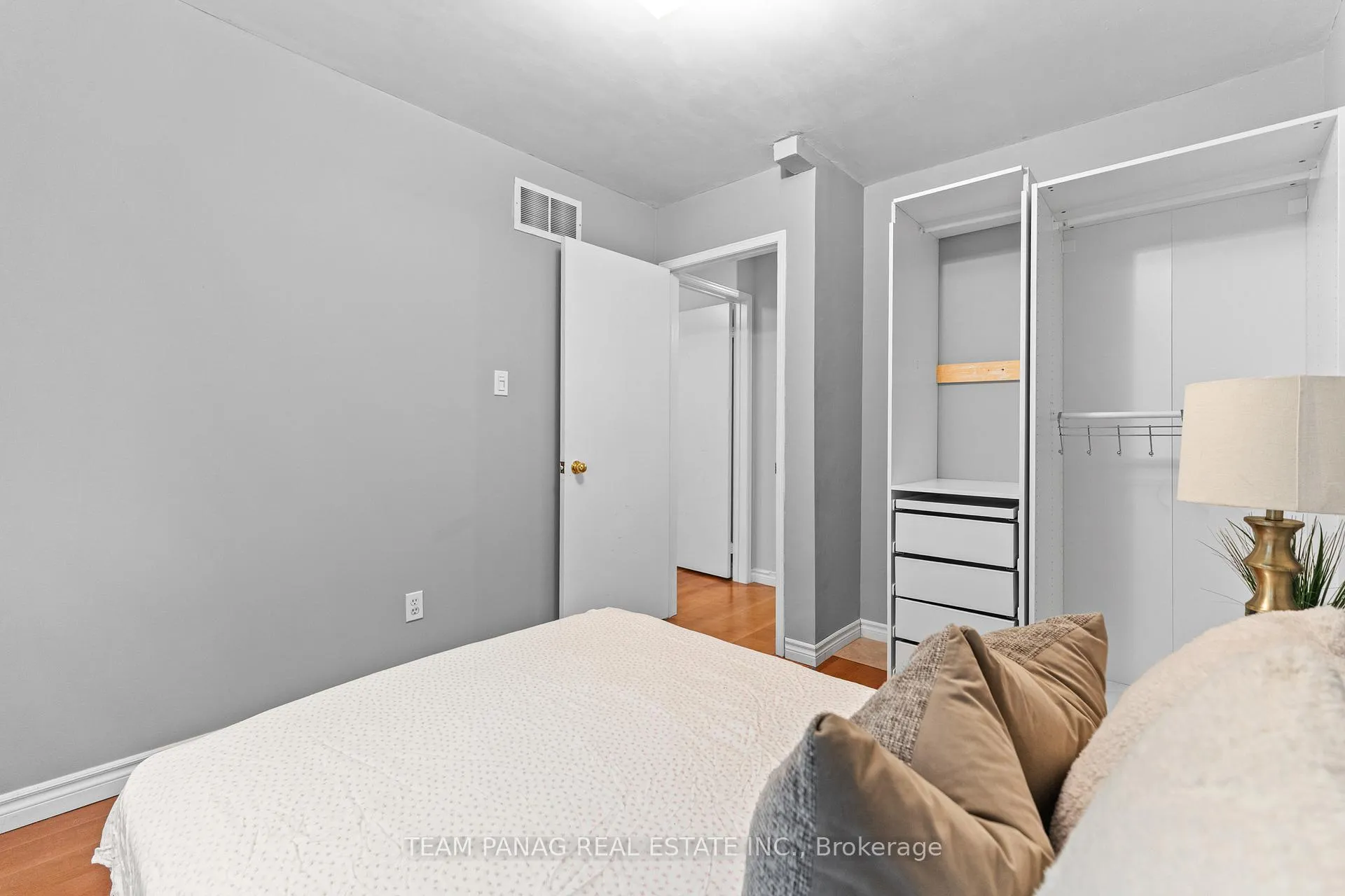 Photo 23 of 71 Muirland Crescent, Brampton, Northwood Park — HOMEH