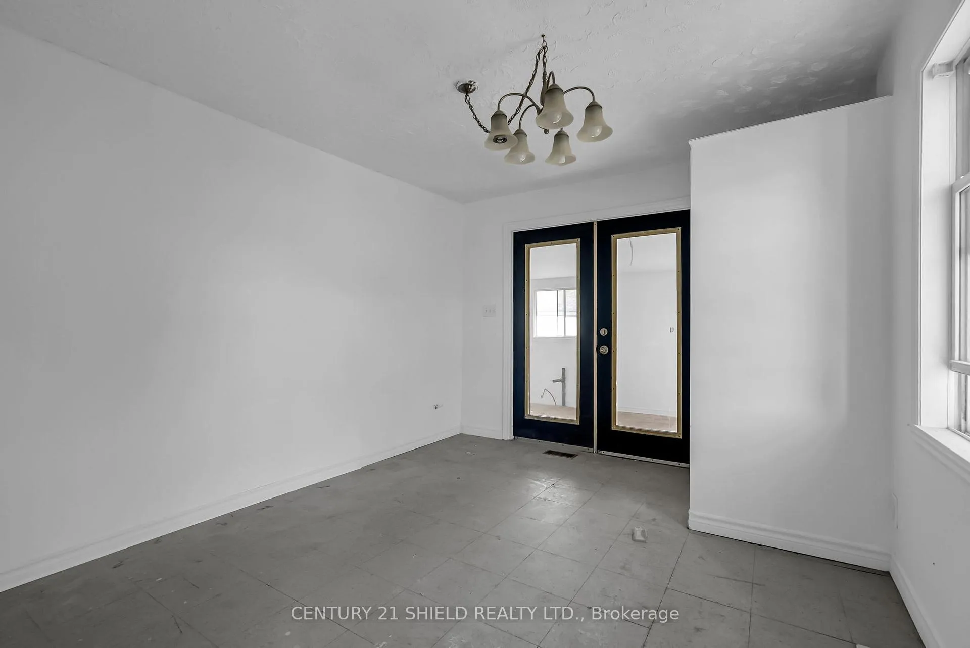 Photo 19 of 1606 Pitt Street, Cornwall — HOMEH