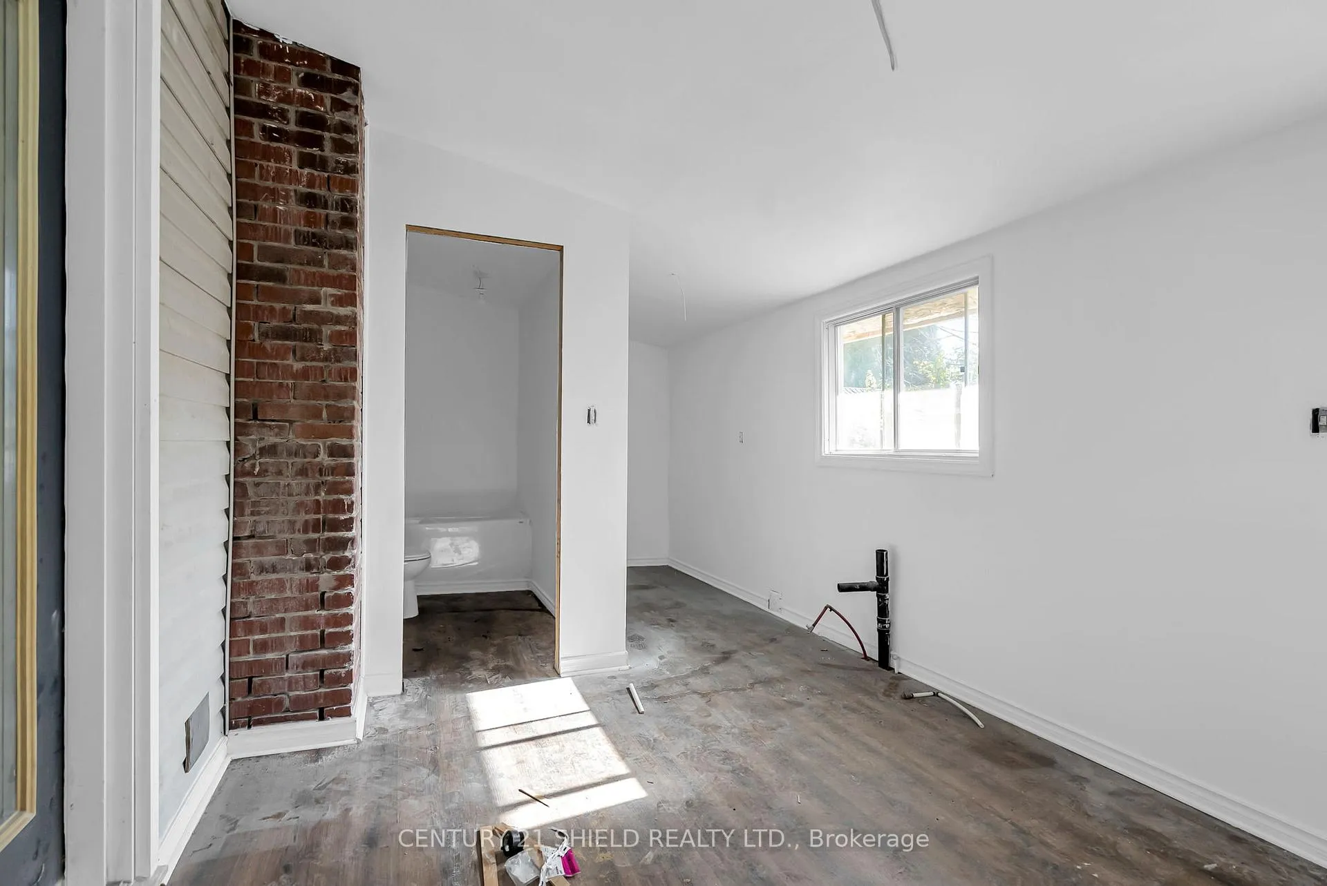 Photo 21 of 1606 Pitt Street, Cornwall — HOMEH