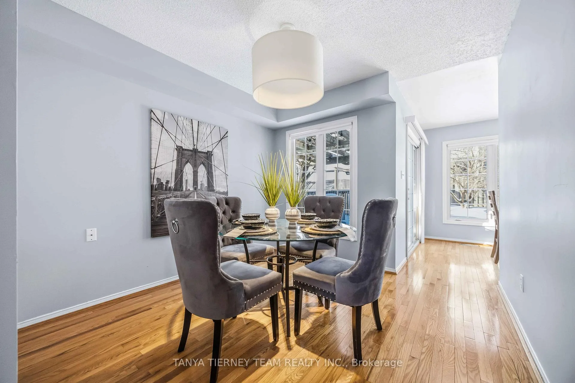 Photo 16 of 748 Bennett Crescent, Oshawa, Pinecrest — HOMEH