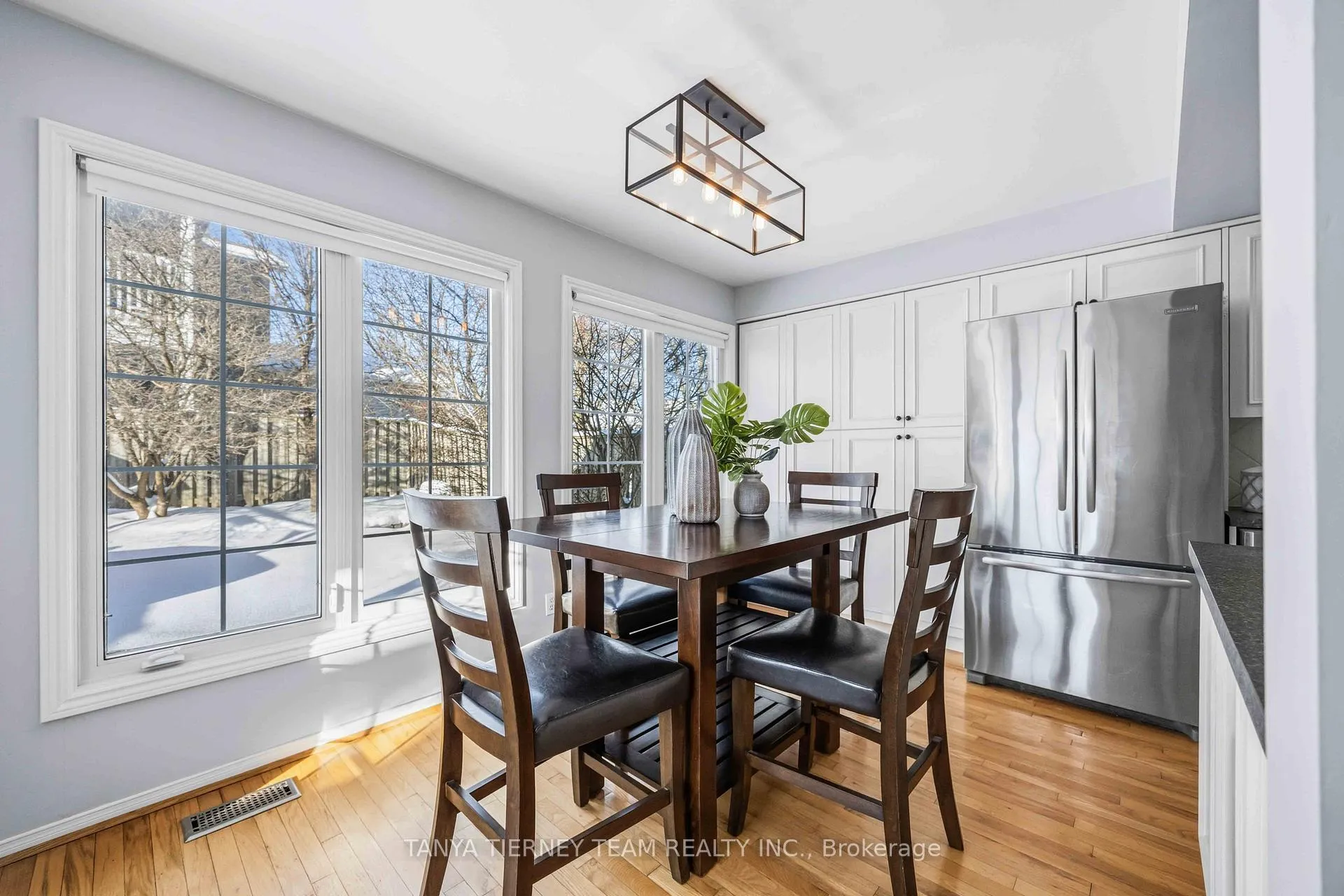 Photo 26 of 748 Bennett Crescent, Oshawa, Pinecrest — HOMEH