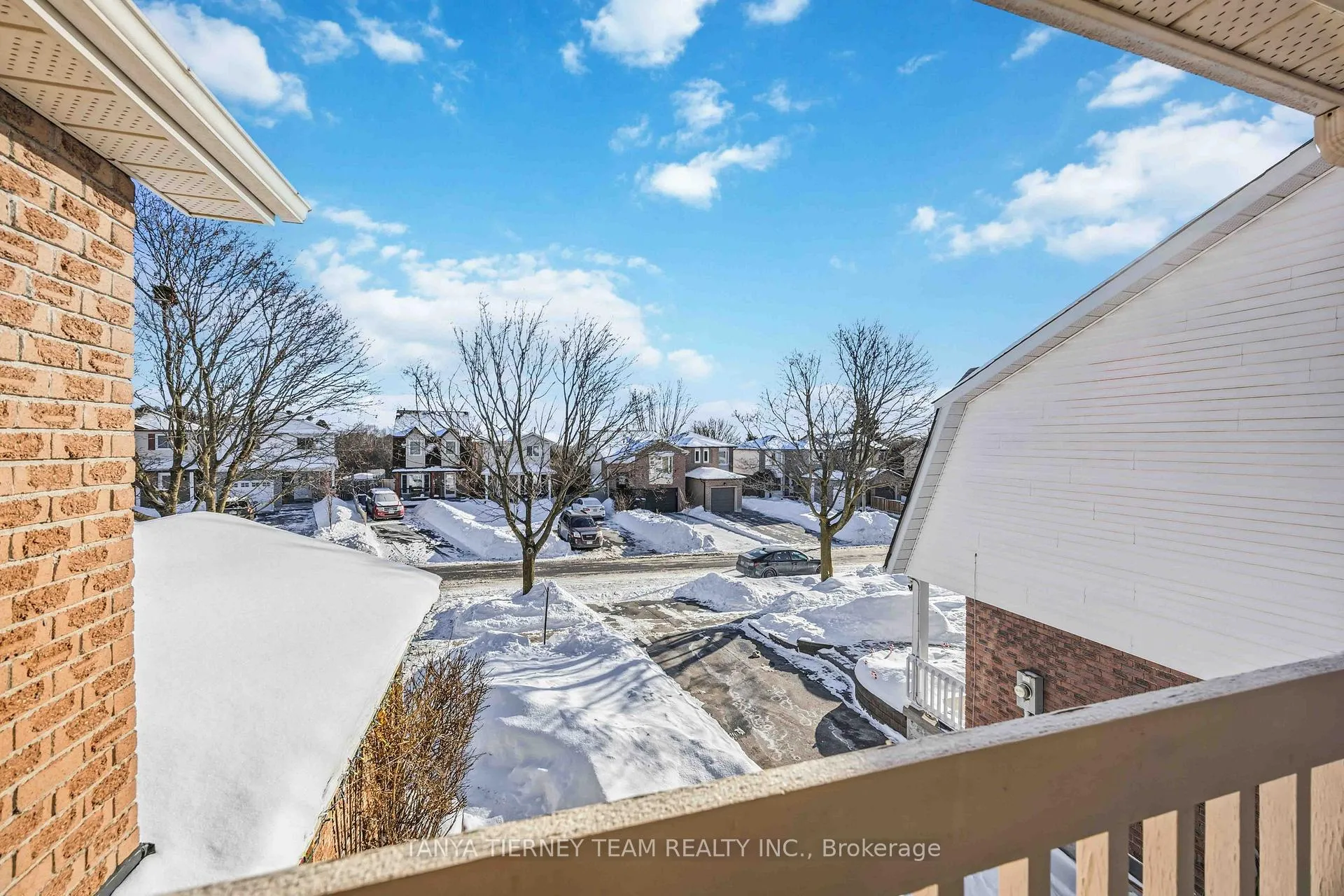 Photo 31 of 748 Bennett Crescent, Oshawa, Pinecrest — HOMEH