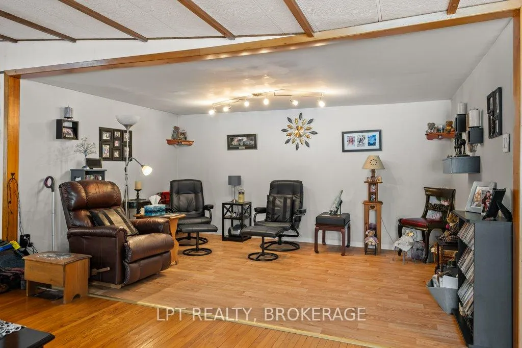 Photo 6 of 1023 Moon Road, Frontenac, Frontenac Centre — HOMEH