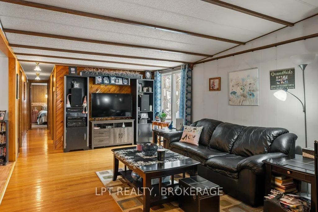 Photo 8 of 1023 Moon Road, Frontenac, Frontenac Centre — HOMEH