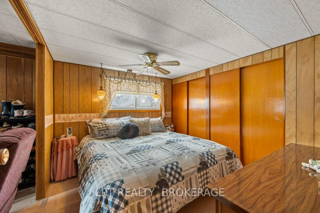 Photo 11 of 1023 Moon Road, Frontenac, Frontenac Centre — HOMEH