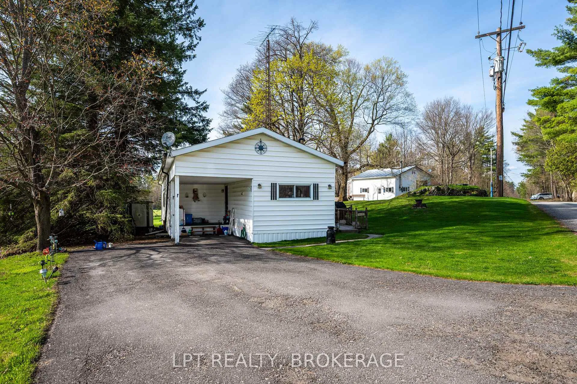 Photo 36 of 1023 Moon Road, Frontenac, Frontenac Centre — HOMEH