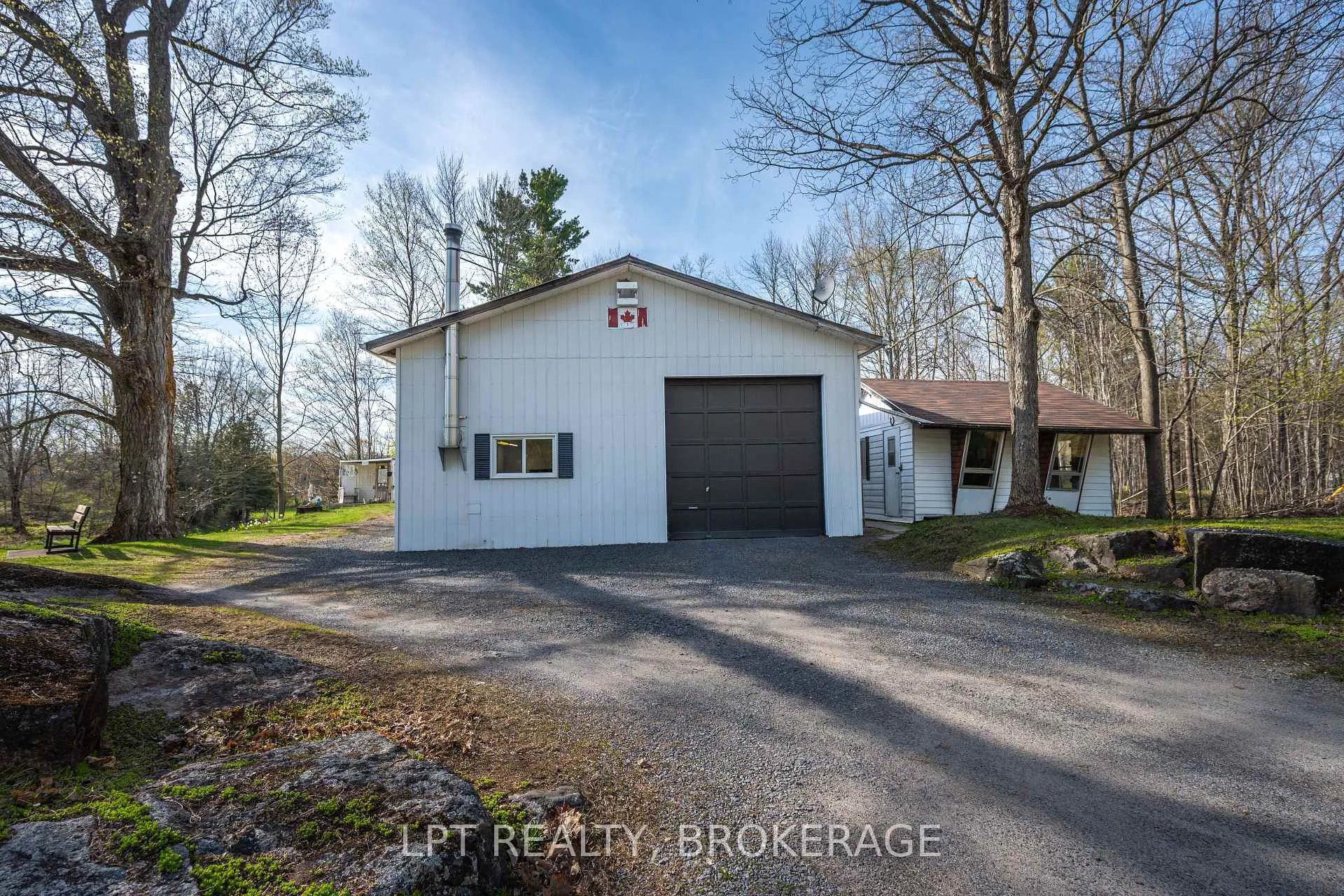 Photo 37 of 1023 Moon Road, Frontenac, Frontenac Centre — HOMEH