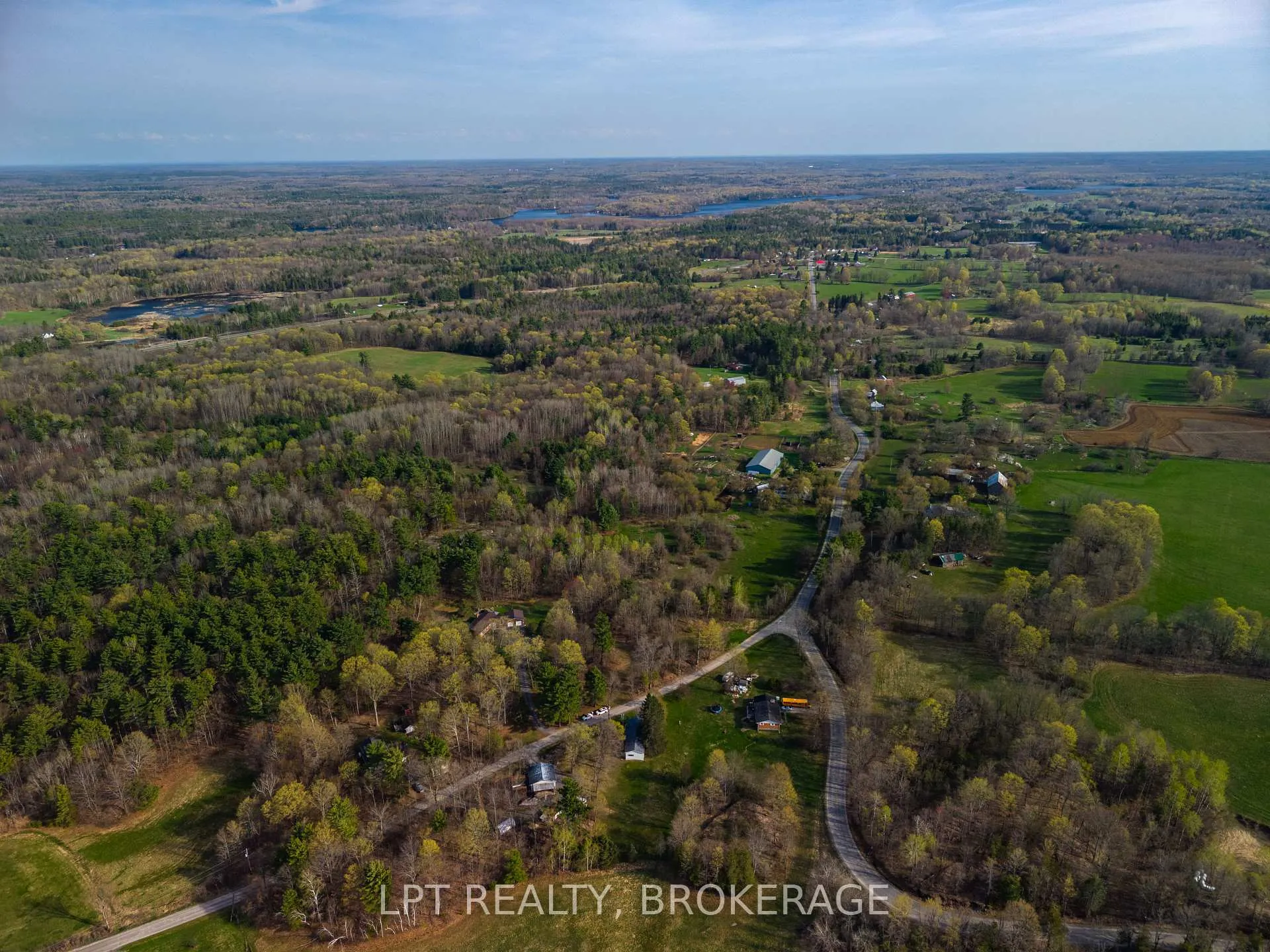 Photo 44 of 1023 Moon Road, Frontenac, Frontenac Centre — HOMEH