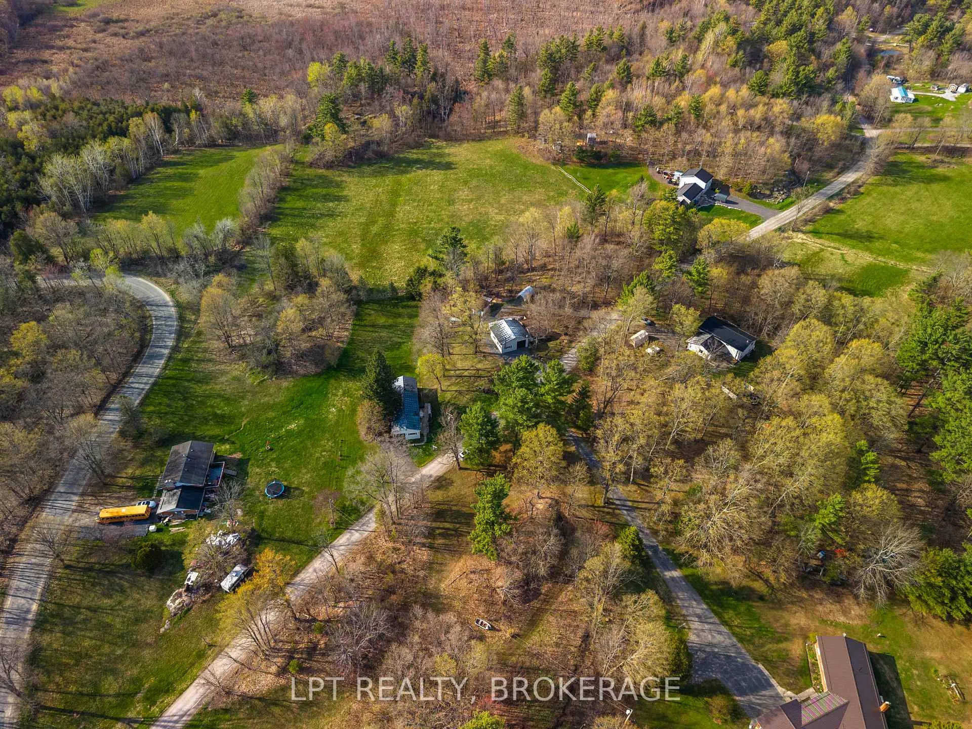 Photo 48 of 1023 Moon Road, Frontenac, Frontenac Centre — HOMEH