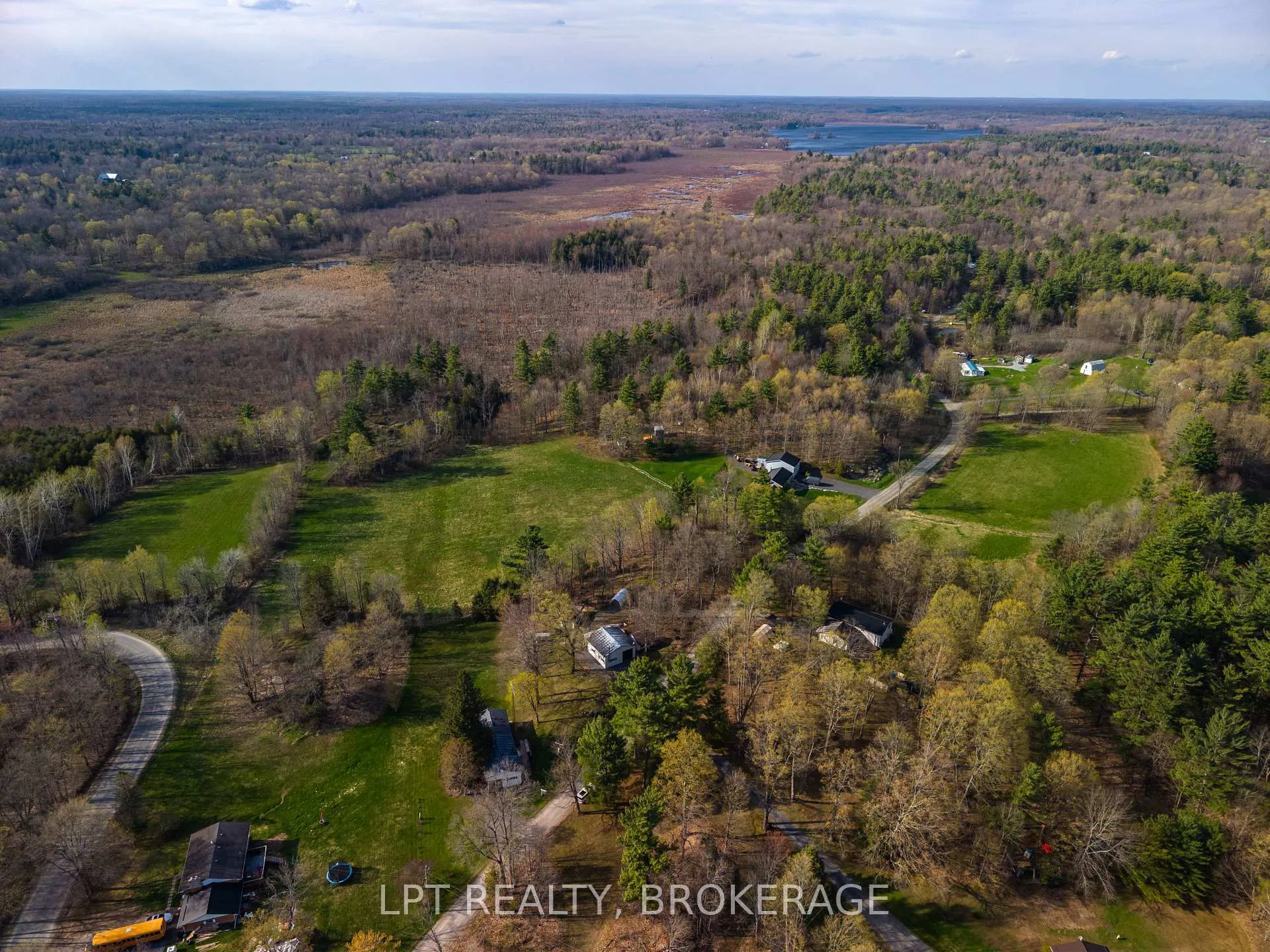 Photo 49 of 1023 Moon Road, Frontenac, Frontenac Centre — HOMEH