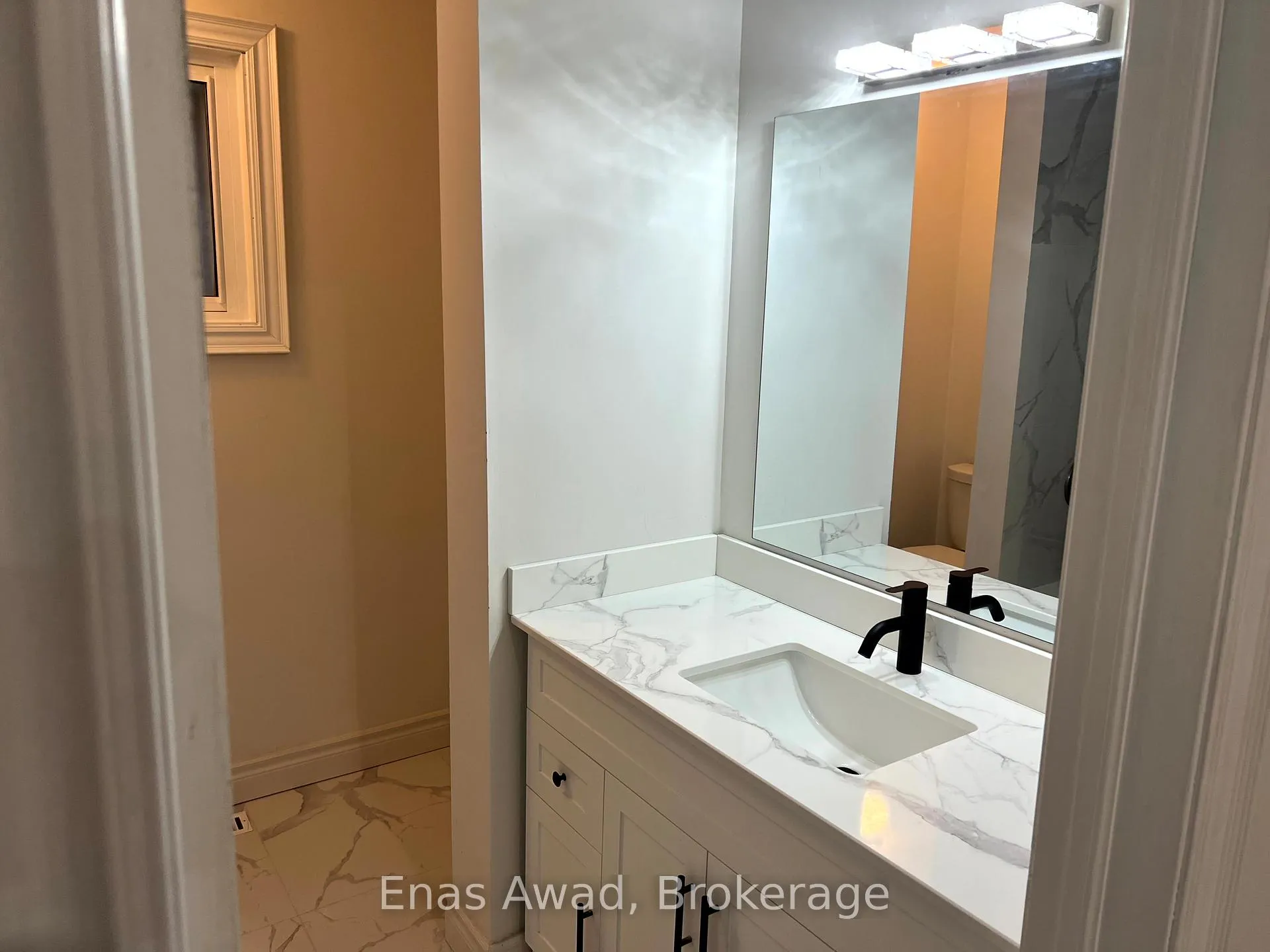 Photo 6 of 1402 Clearview Drive, Peterborough, Monaghan Ward 2 — HOMEH